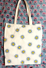 Load image into Gallery viewer, Overy Sky Star Wood Block Printing kit - Cotton Tote Bag
