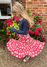 Load image into Gallery viewer, Isla Tiered skirt - Pink Overy star Print
